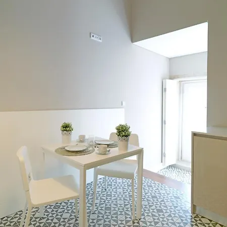 Flh Bright Flat * Porto